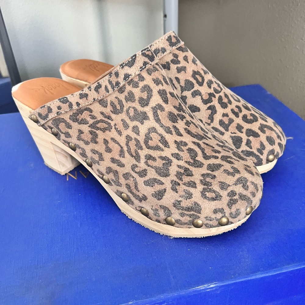 Been Woodpecker clog size 8